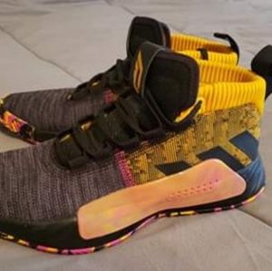 Adidas Dame 5 Shoes Sz 9